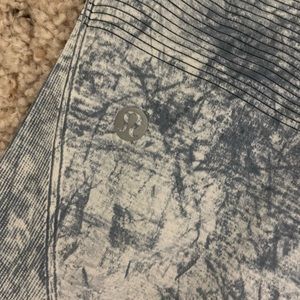 Lululemon crop leggings